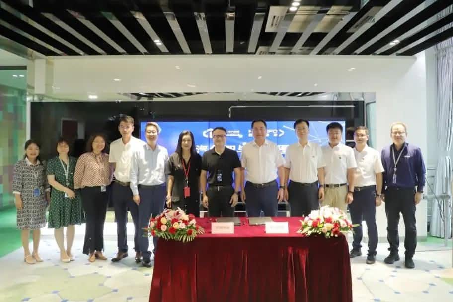 千亿qy与中汽创智签订战略合作框架协议 集中优势有助于汽车智能化开展